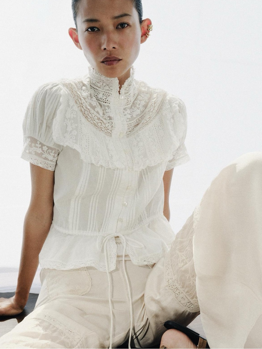 EMBROIDERED LACE PLEATED BLOUSE 5416/101/251
Zara Cream Lace-Trim Victorian - Picture 5 of 14